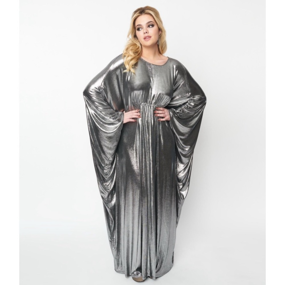 Smak Parlour 1970s Silver Batwing Caftan - Picture 4 of 11